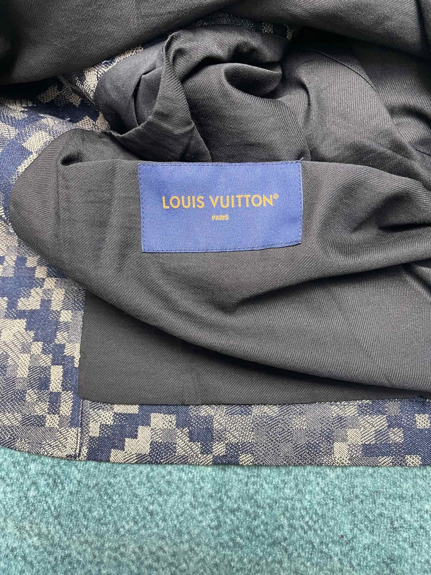 wg.luxury- 8V oversized item:E-F409D0511